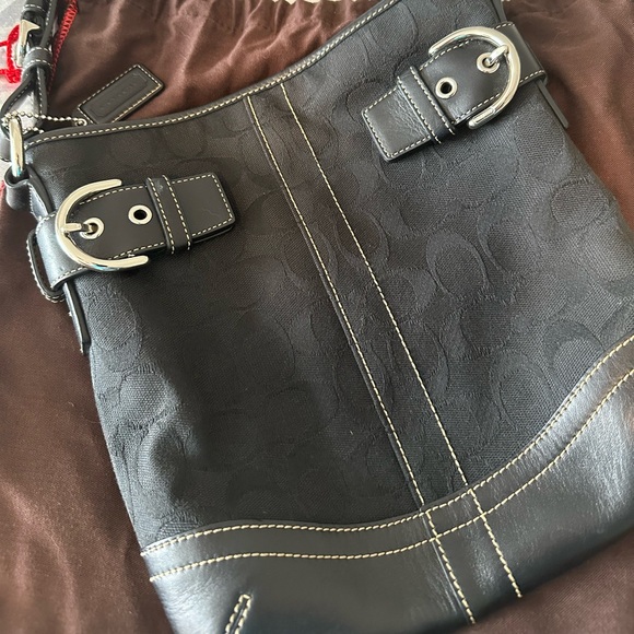 Coach Shoulder Bag Black Monogrammed - Picture 2 of 5